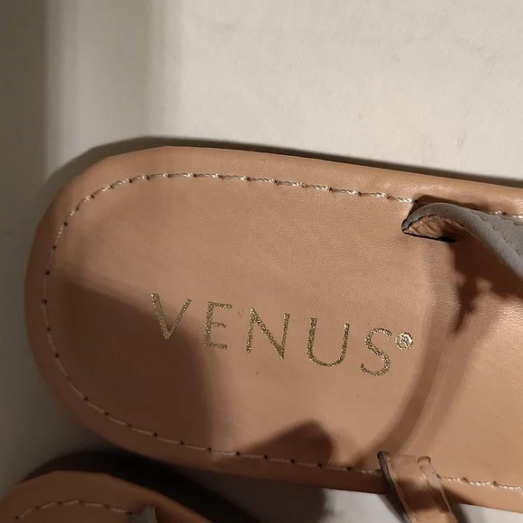 VENUS Silver Rhinestone T-Strap Flat Sandals WMN - Picture 2 of 7